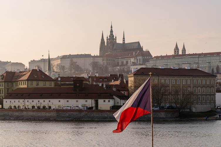  Praga, la ciudad que se lee:un viaje literario a través de cinco autores